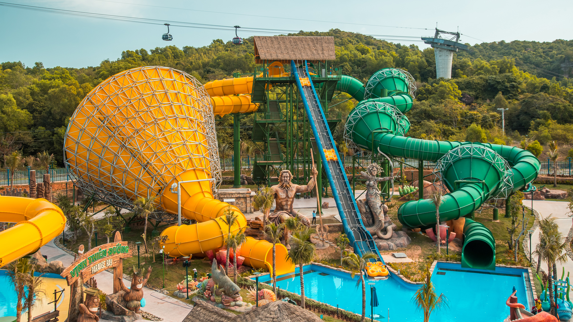 Аквапарк Aquatopia Water Park