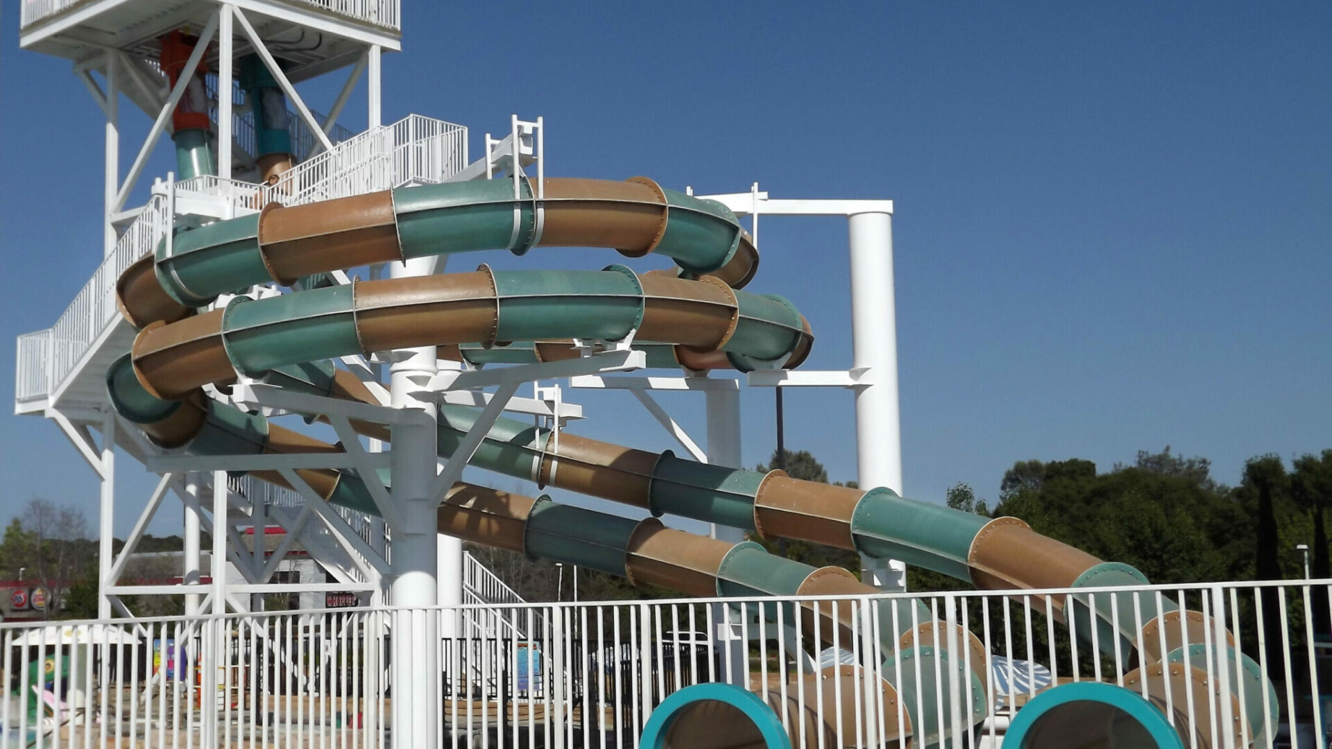 Аквапарк Golfland Sunsplash Roseville