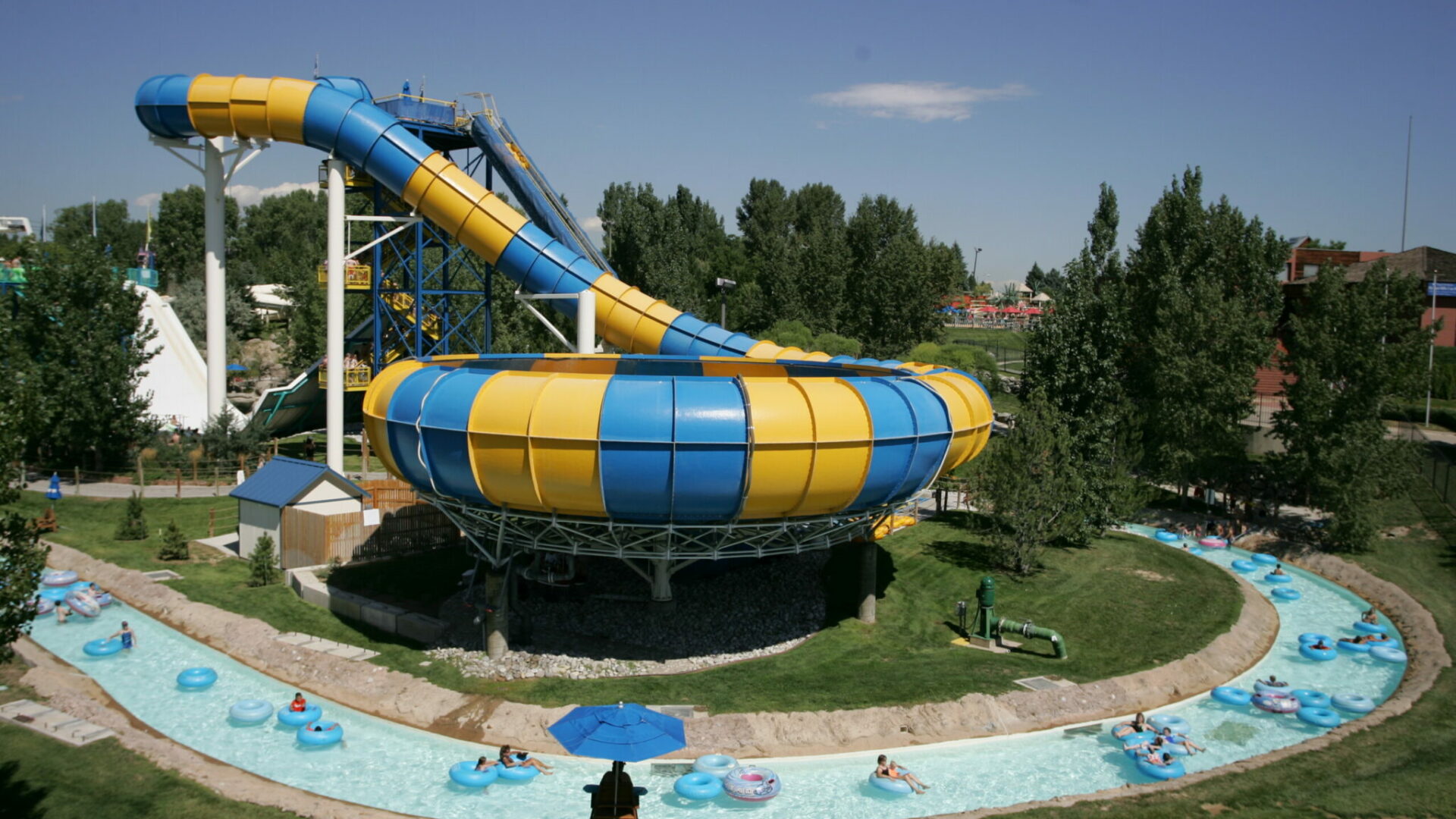 Аквапарк Hyland Hills Water World