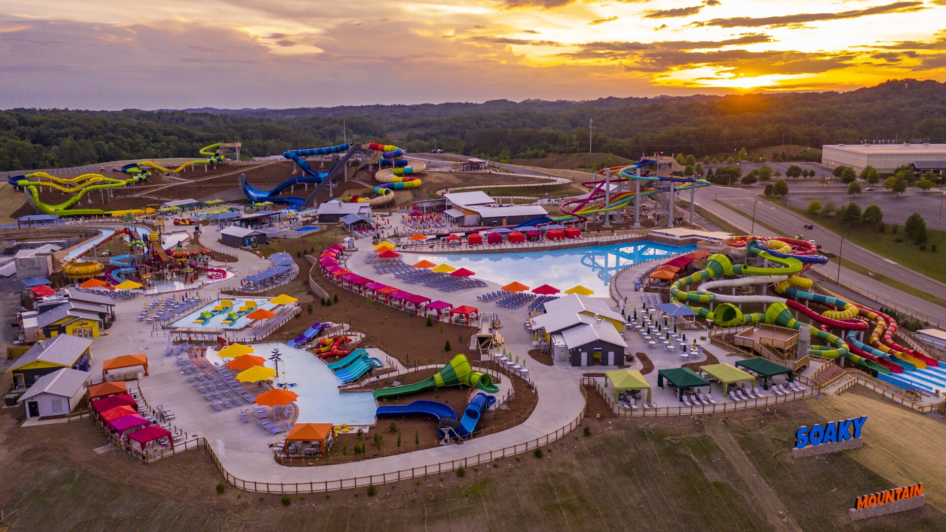 Аквапарк Soaky Mountain Water Park