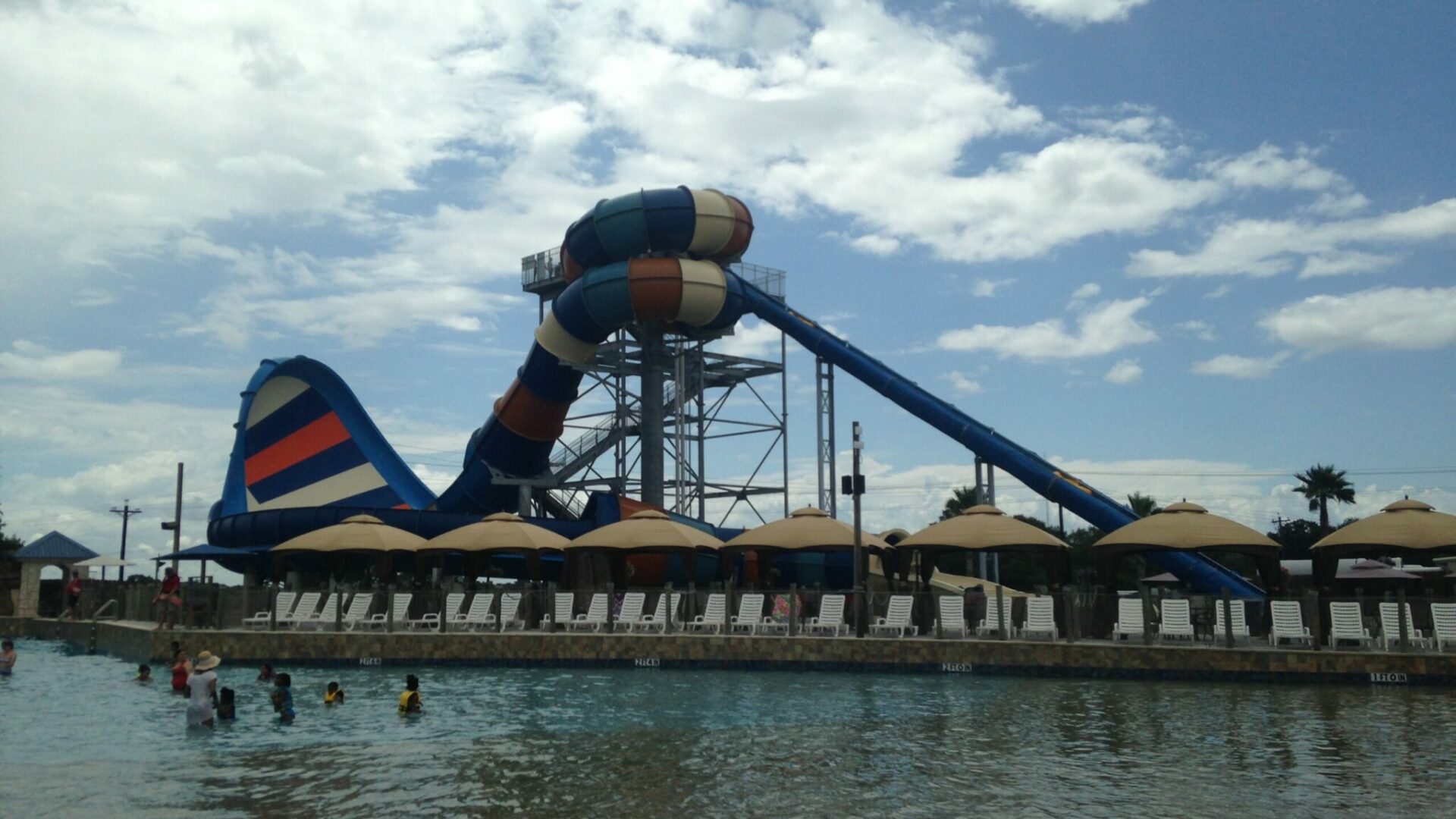 Splashway Waterpark & Campground